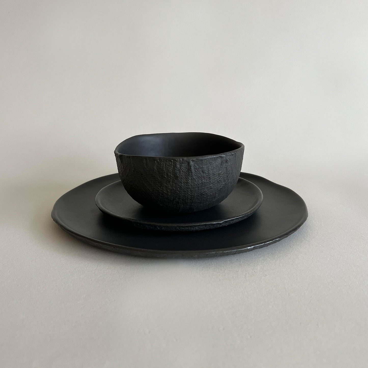 black ceramic large plate starter plate bowl set